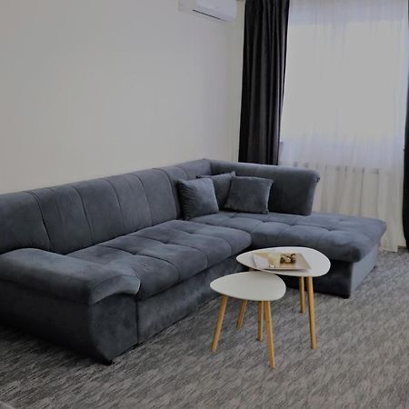 Apartment Sergej SJJ Eksteriør billede